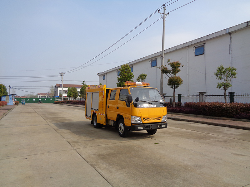 XZL5041XXH6型救險(xiǎn)車(chē)