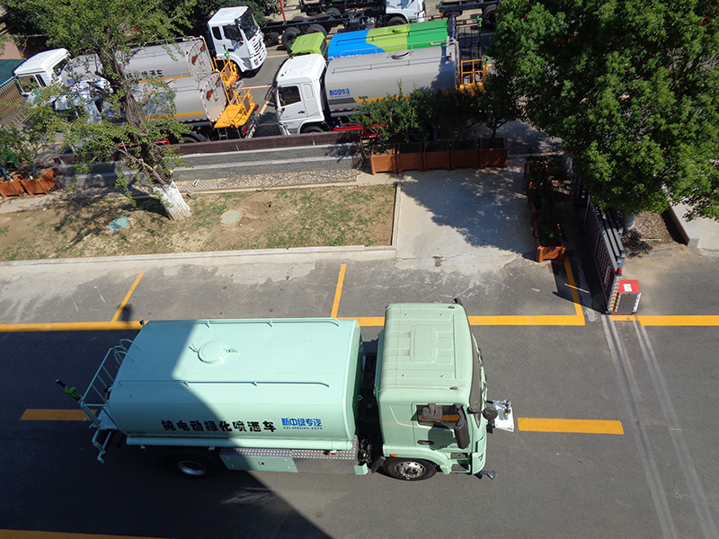 XZL5181GPSBEV型純電動(dòng)綠化噴灑車(chē)