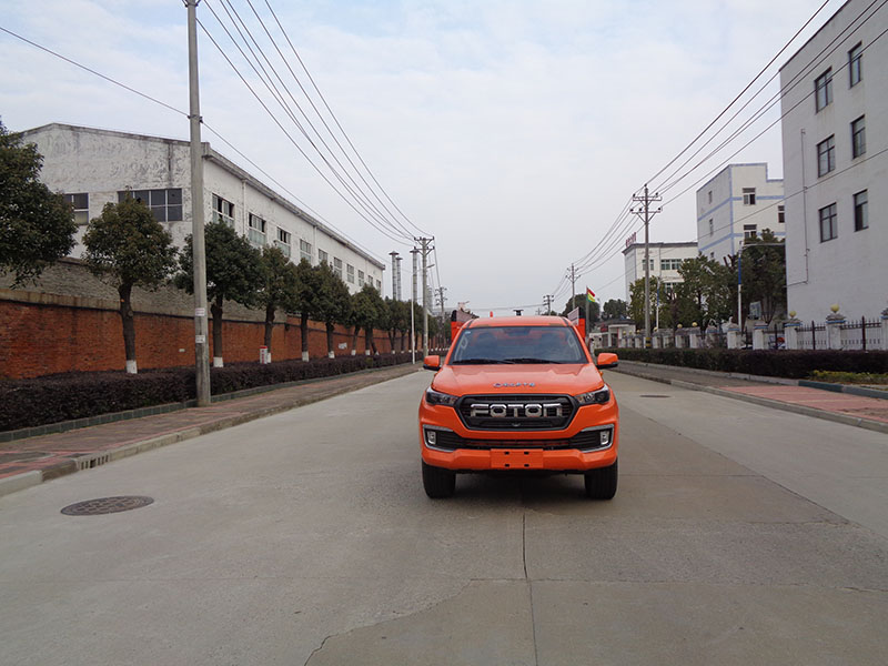 XZL5045GSS6型灑水車(chē)