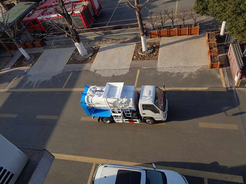 XZL5045TCA6型餐廚垃圾車