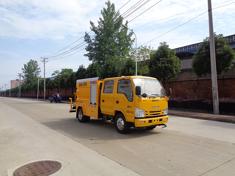 XZL5046GPS6型綠化噴灑車(chē)