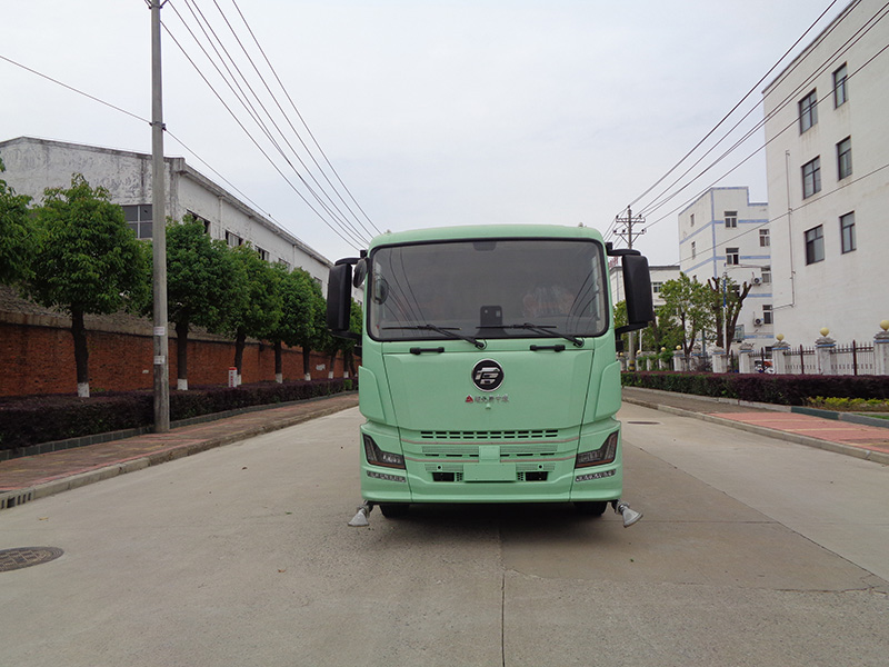 XZL5183GPSBEV型純電動(dòng)綠化噴灑車(chē)